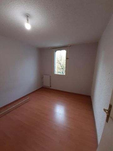 Appartement T4 à louer - GRENOBLE – 15 allée du jardin hoche - Photo 3