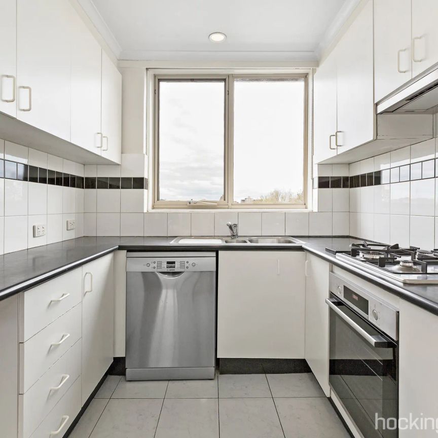 Unit 16/27 Kensington Road, South Yarra. - Photo 1