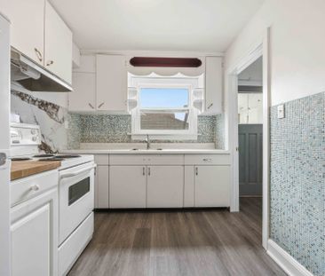 For Lease - 129 Brenda Crescent, Toronto, Ontario - Photo 6