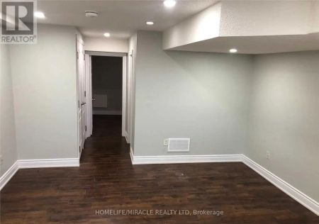 16 JANDA COURT - Photo 2