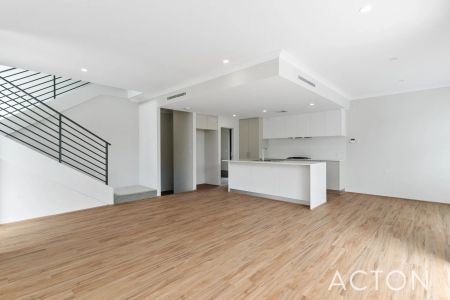 Modern Living - Photo 2