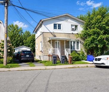 3 1/2 – 1 Chambre – Électros Inclus – Dispo 9 Oct - Photo 2