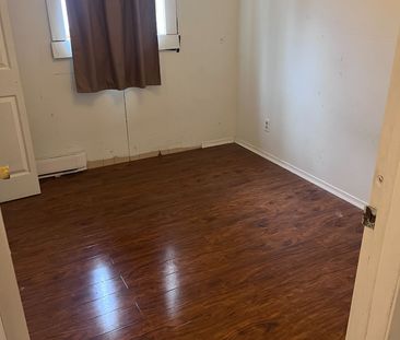 For Lease - 13 King Street, Kawartha Lakes, Ontario - Photo 5