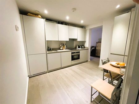 1 bedroom apartment to rent - Photo 3