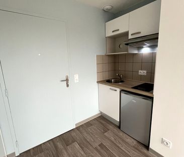 Location Appartement 1 pièce 19m² FRANQUEVILLE ST PIERRE 76520 - Photo 1