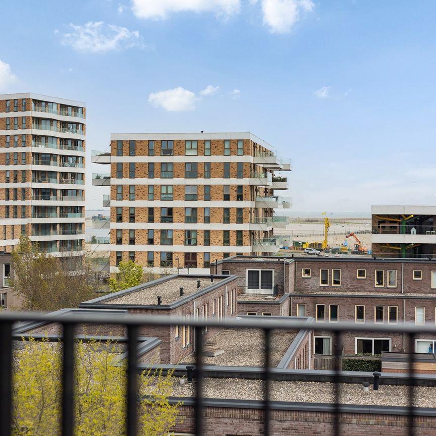 Te huur: Johan Huijsenstraat 36, 1087 LC Amsterdam - Photo 1