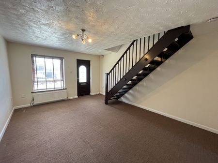 Thatcham Court, Yeovil - Photo 2