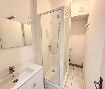 Location Appartement 1 pièce 21m² LILLE 59000 - Photo 3