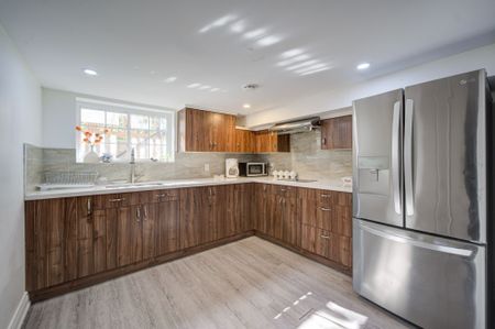 For Lease - 66 Shilton Road Unit# B1, Toronto, Ontario - Photo 2