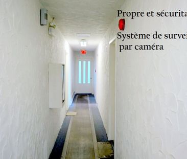 2 1/2 Tout Compris Avec Internet - Photo 3