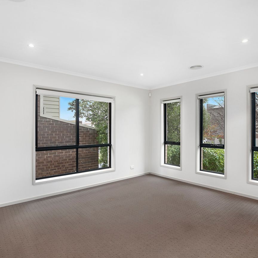 This home needs a new family - Photo 1