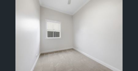 Comfortable living in East Maitland - Photo 3