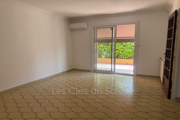 Location maison 2 chambres 102 m² Toulon - Photo 1