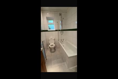 2 Bed Maisonette, Valetta Road, W3 - Photo 5