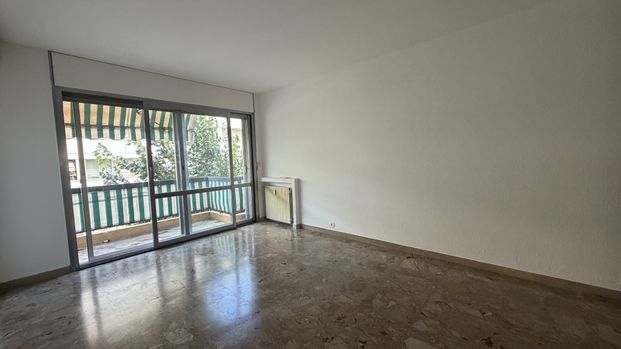 Location Appartement 2 pièces 46m² VENCE 06140 - Photo 1