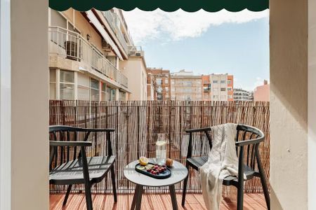 Carrer de Villarroel, Barcelona, Catalonia 08036 - Photo 5