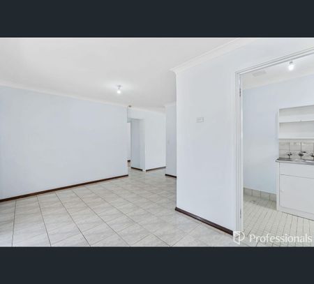 33 Gossamer Avenue, Mirrabooka, WA 6061 - Photo 3