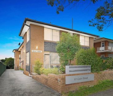 Two Bedroom Apartment in Ideal Location - Photo 3