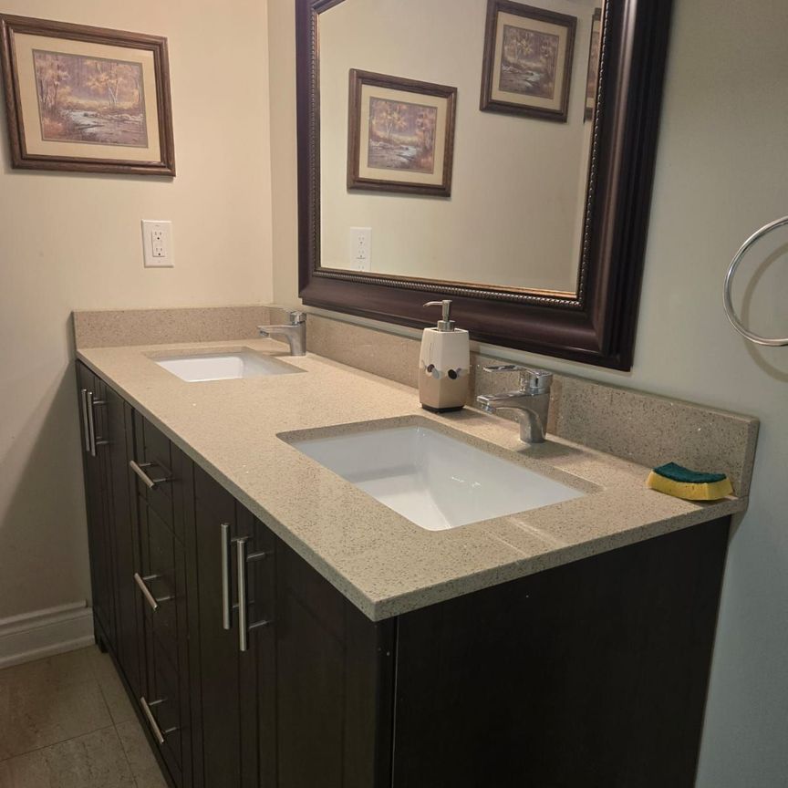 For Lease - 3144 Clipperton Drive, Mississauga, Ontario - Photo 1