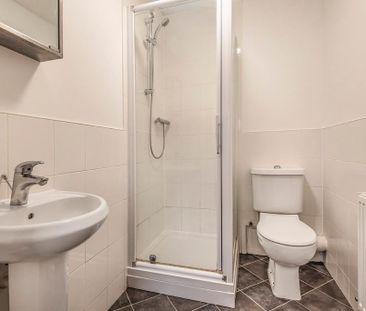 4 bedroom terraced house to rent - Photo 6