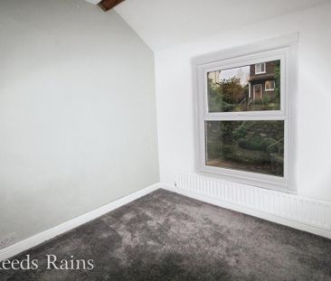 3 bedroom terraced house to rent - Photo 6