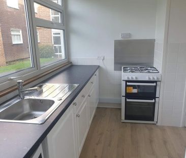 2 bedroom apartment to rent - Photo 4