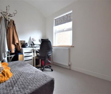 2 Bedroom Terraced To Let - Photo 4