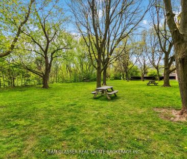 1580 Adelaide Street N #392 - Photo 4