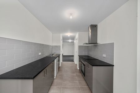 18 Lesdelle Street Claremont TAS 7011 Australia - Photo 3