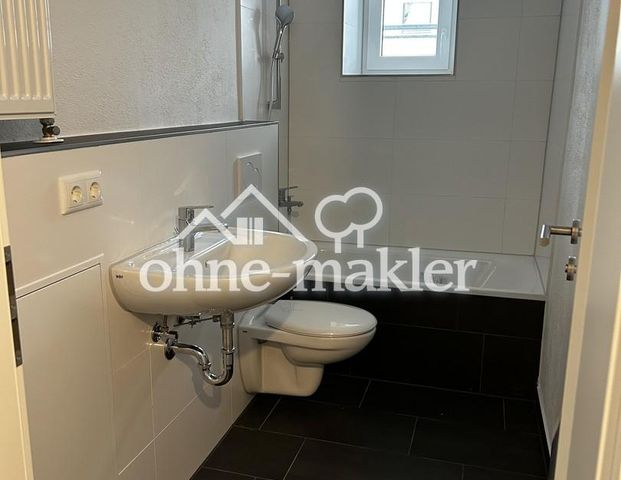 3-Zimmer Wohnung in ruhiger Lage von Schwandorf Erstbezug nach Sanierung -Schlesierstraße 1 - Foto 1