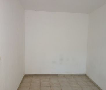 Location Appartement 2 pièces 42m² NIMES 30000 - Photo 3