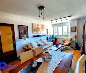 Alquiler de piso en Calle Armando Collar - Photo 2