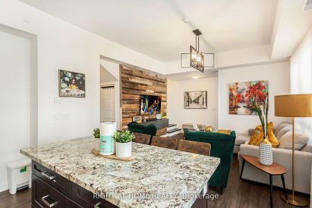 For Lease - 275 Broward Way Unit# 58, Innisfil, Ontario - Photo 2