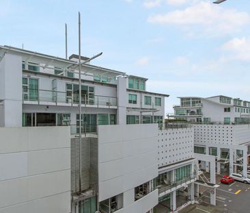 CBD living! - Photo 3