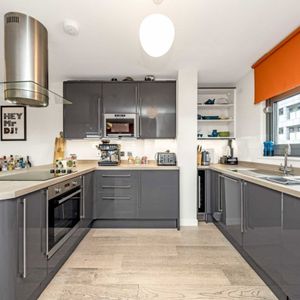Southgate Road, N1, London - Photo 2