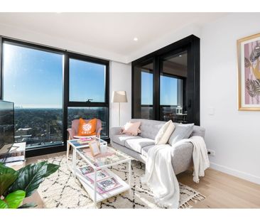 Skyone Fully Furnished 2 bedroom 2bathroom 1 car spot for rent - Photo 2