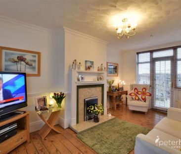 3 bedroom semi-detached house to rent - Photo 6