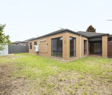 Modern Family Living in the Heart of Manor Lakes - Photo 1