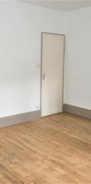 Location Appartement 1 pièce 25m² TOURNUS 71700 - Photo 1