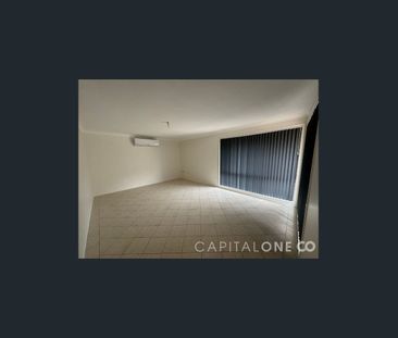 Modern 4-Bedroom Family Home in Peaceful Cul-de-Sac - Photo 5