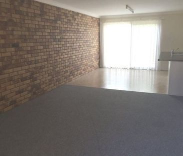 1a/280 James St Harristown - Photo 1