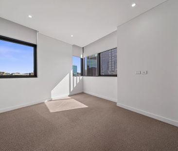 Resort-Style Living in the Heart of Parramatta - Photo 1