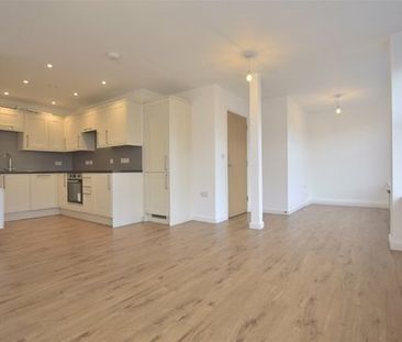 Church Road, Bishops Cleeve, Cheltenham, Gloucestershire, GL52 - Photo 5