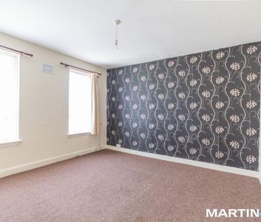 2 bedroom maisonette to rent - Photo 1