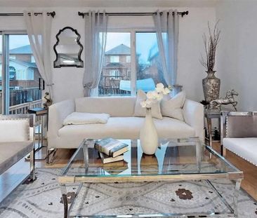 For Lease - 19 Hubbell Drive, Whitby, Ontario - Photo 5