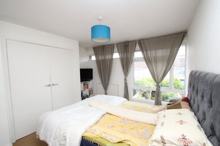 Alpine Close, Croydon, CR0, Property for rent - Photo 2
