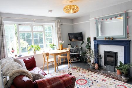 Deaks Lane, Ansty, RH17 - Photo 4