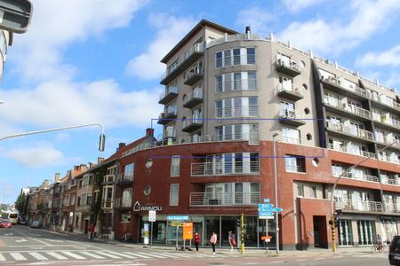 Lichtrijk hoekappartement met 2 kamers, ruim terras met prachtig zicht en garage - Photo 2