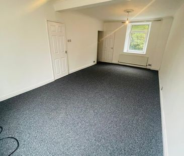 £875 PCM, Spacious Three Bedroom House with Large Enclosed Garden i... - Photo 5