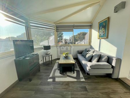 Appartement meublé T2 haut de Villa d'environ 45 m2 à louer à Carry-le-Rouet, - Photo 2